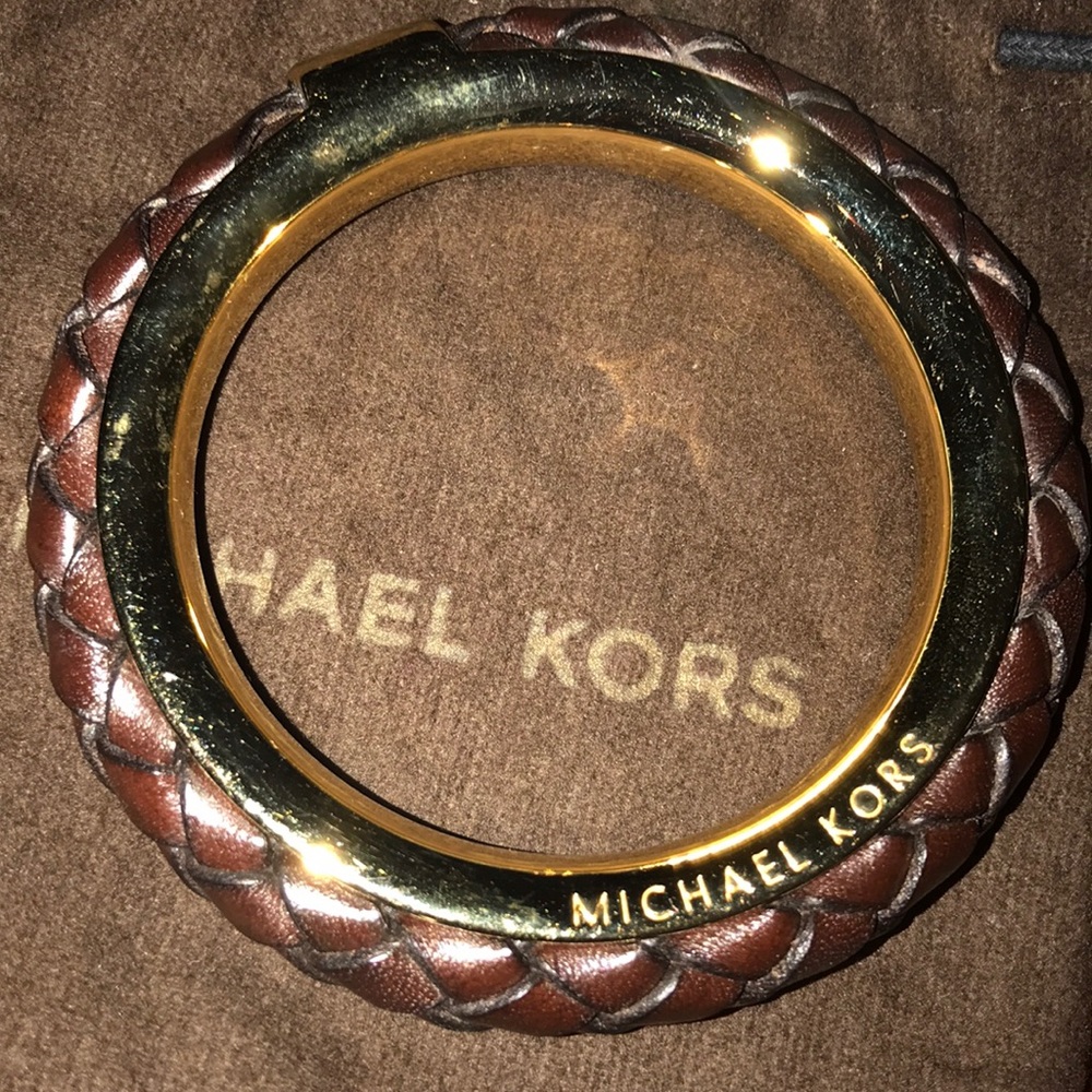 Michael kors bangle gold and leather.